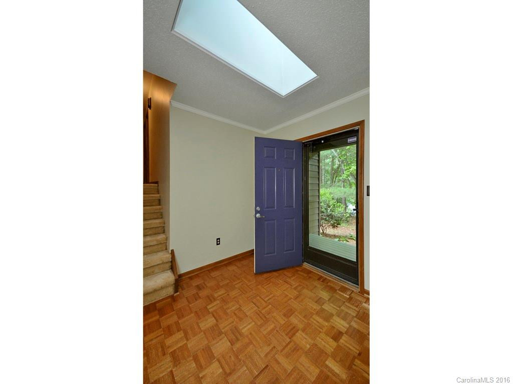307 Main Street - Photo 2