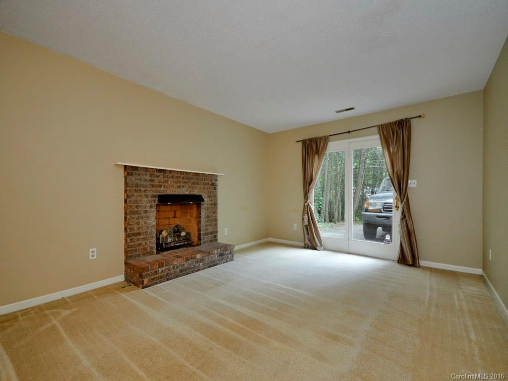 307 Main Street - Photo 7