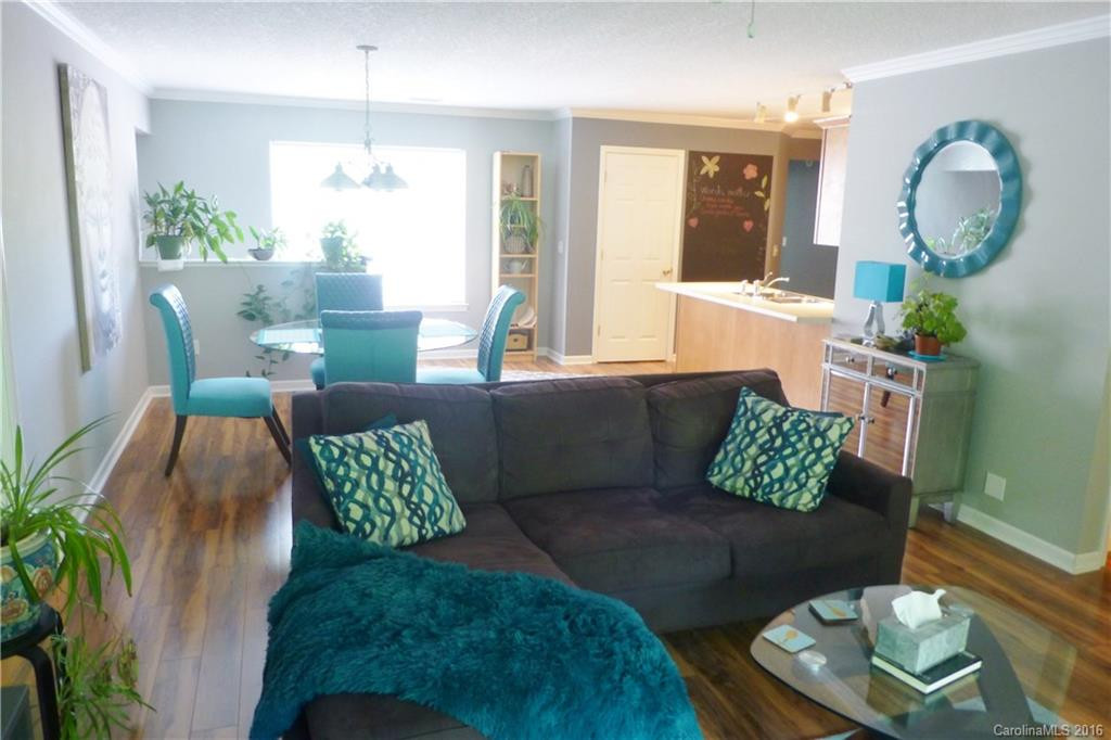 205 Waters Edge Drive #U205 - Photo 5