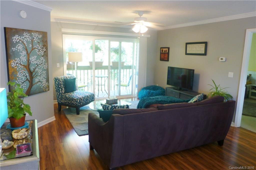 205 Waters Edge Drive #U205 - Photo 6
