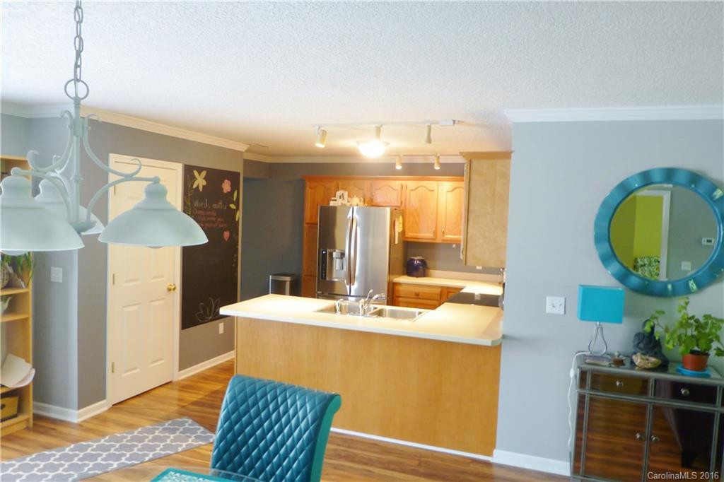 205 Waters Edge Drive #U205 - Photo 7