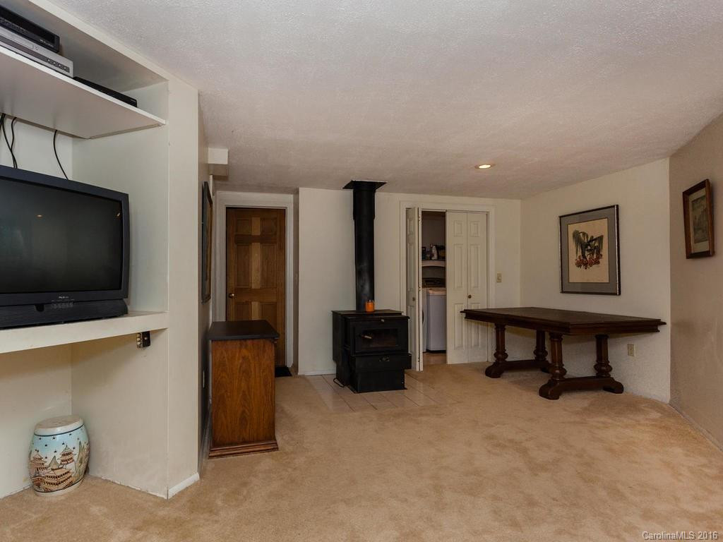 38 Red Oak Drive - Photo 17