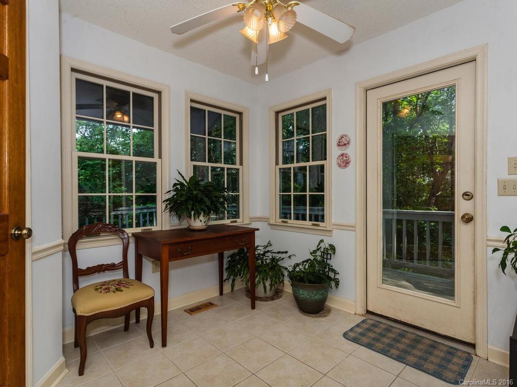 38 Red Oak Drive - Photo 10