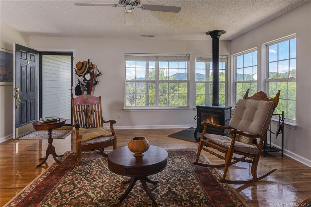 595 Hunters Ridge Road #20 - Photo 3