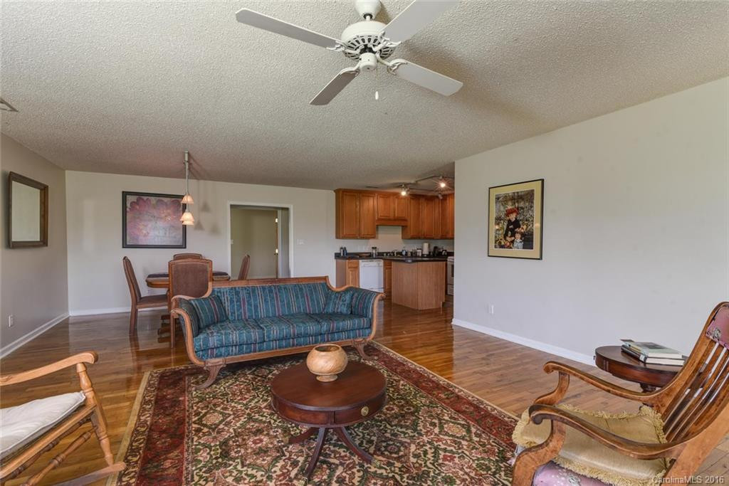 595 Hunters Ridge Road #20 - Photo 8