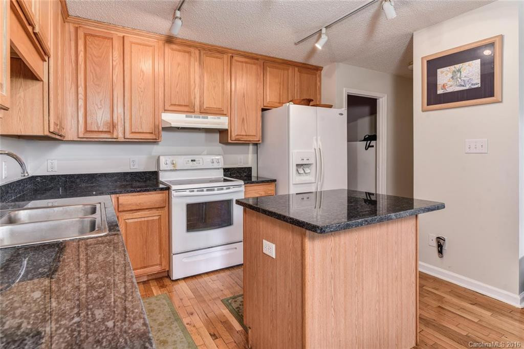 595 Hunters Ridge Road #20 - Photo 9