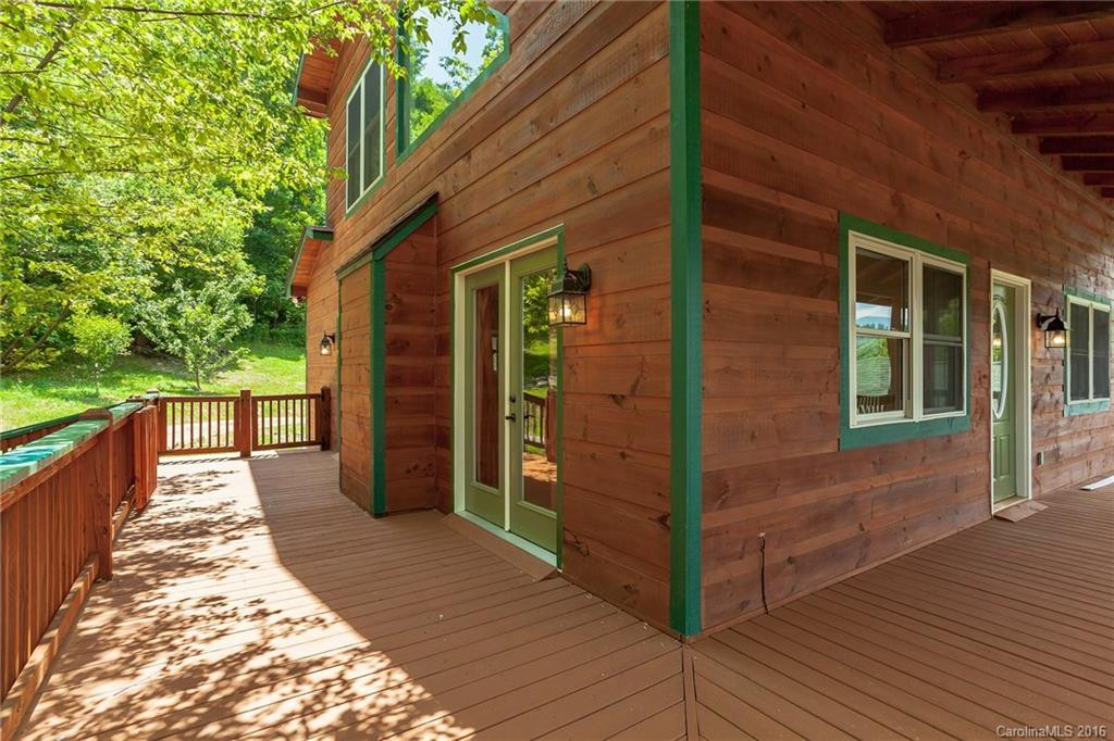 210 Tanner Trail - Photo 2