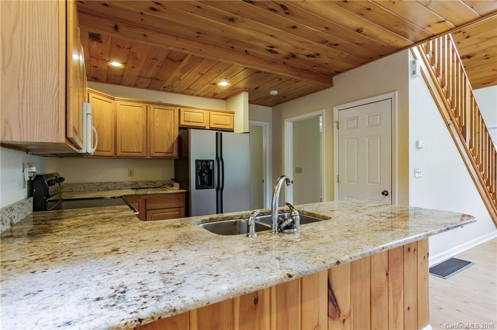 210 Tanner Trail - Photo 13