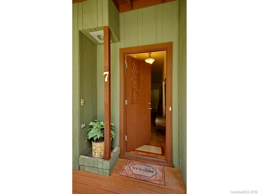 7 Bowling Green Lane #2 - Photo 2