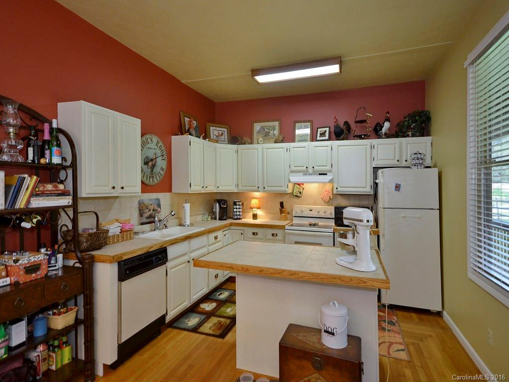 7 Bowling Green Lane #2 - Photo 8