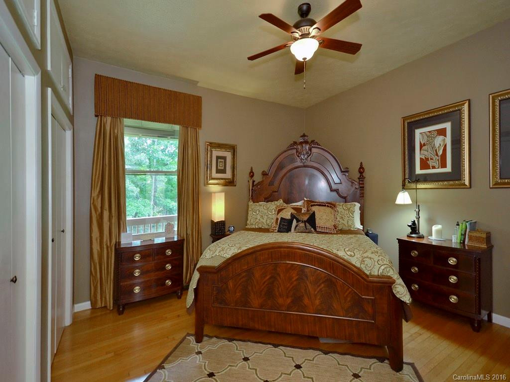 7 Bowling Green Lane #2 - Photo 10