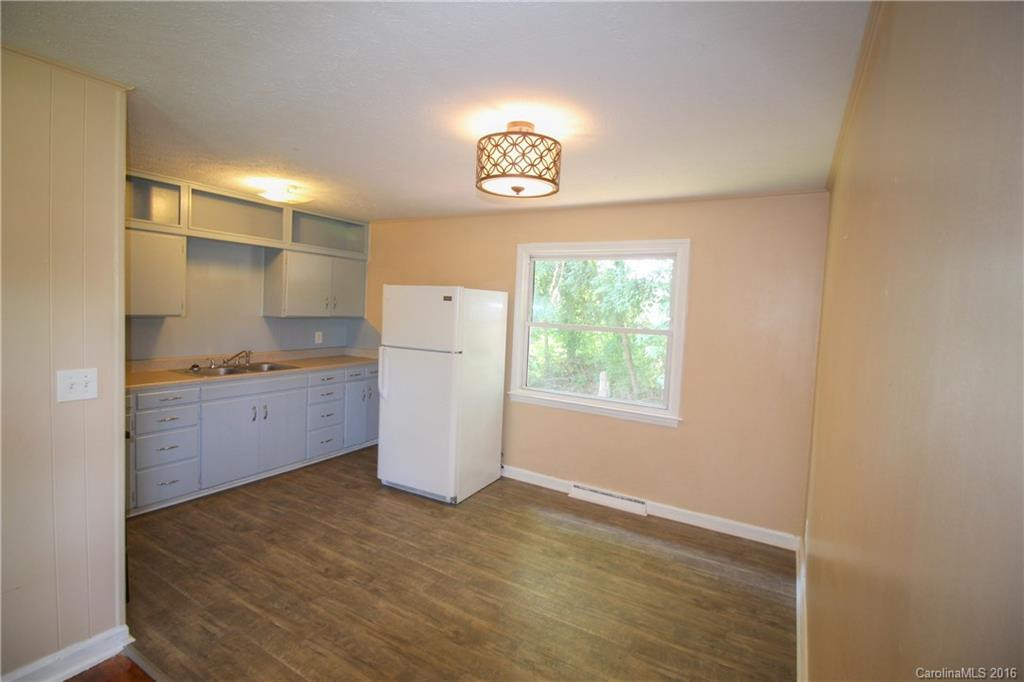 7 Mcintosh Road - Photo 4
