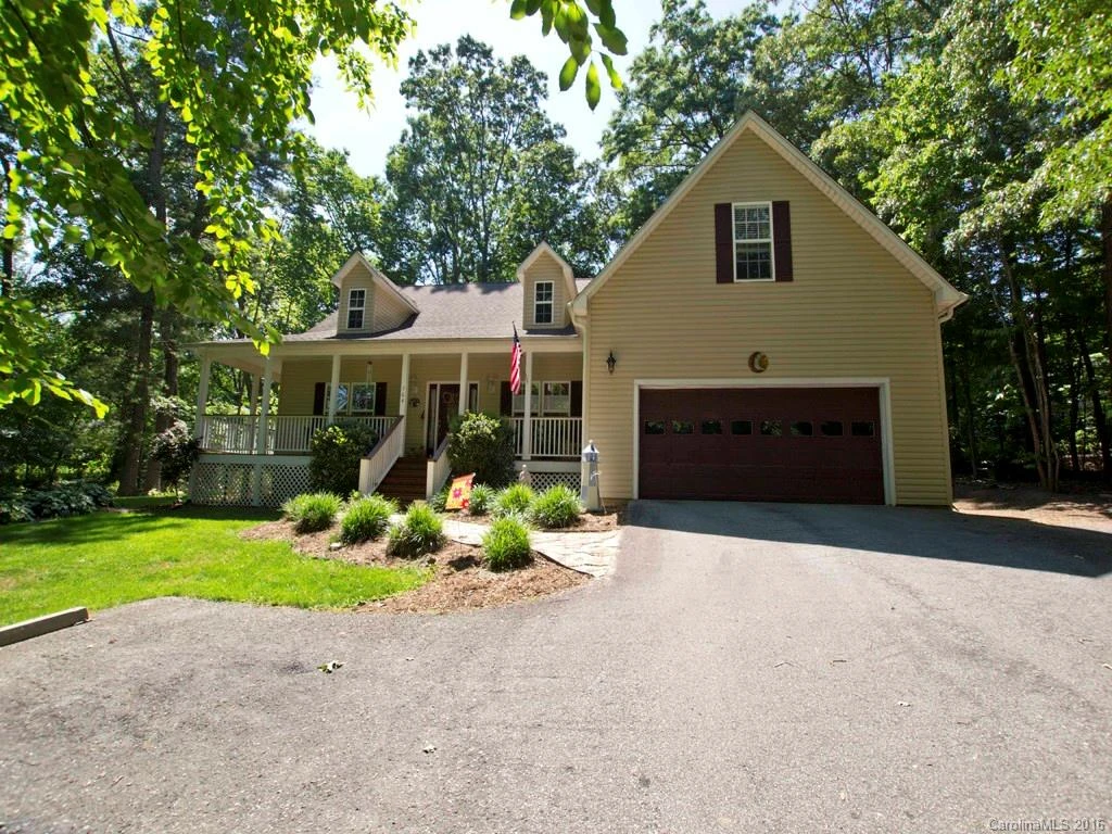 504 Fox Hollow Lane