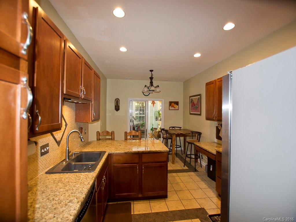 504 Fox Hollow Lane - Photo 3