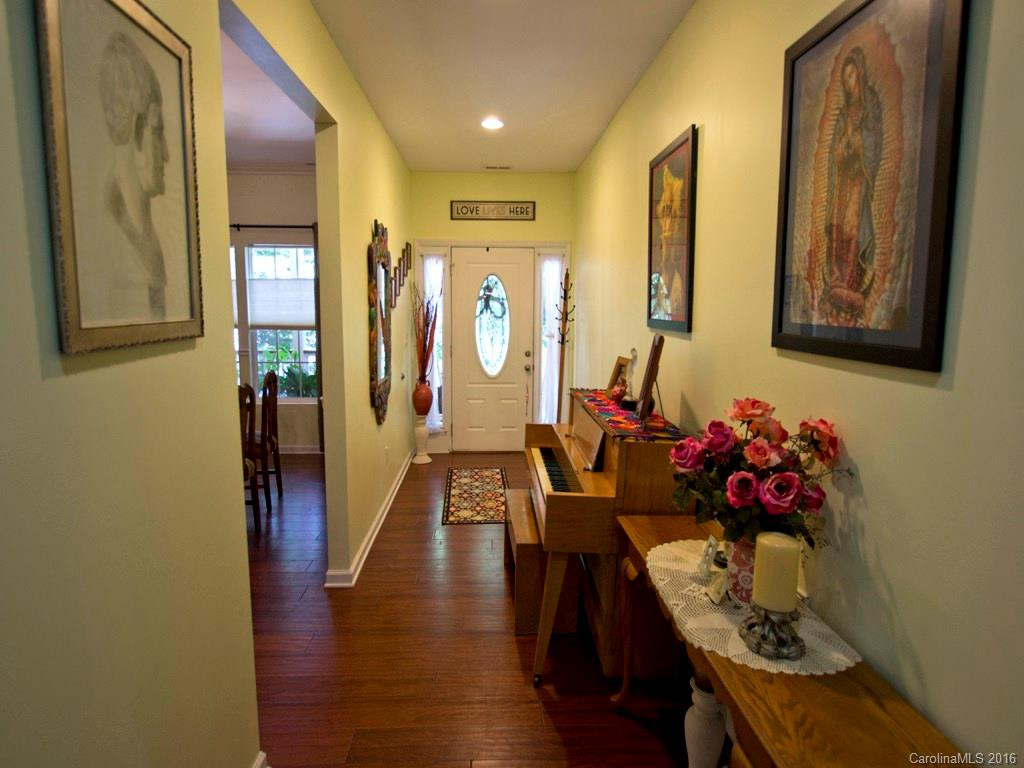 504 Fox Hollow Lane - Photo 8