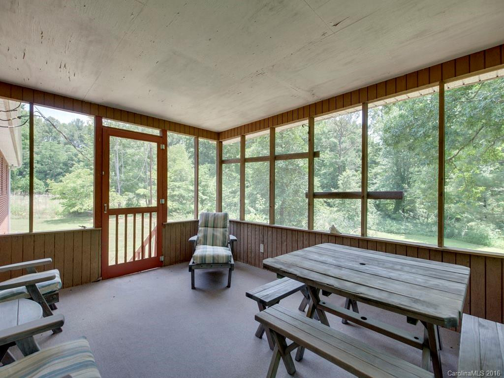 228 Hoopers Creek Road - Photo 10