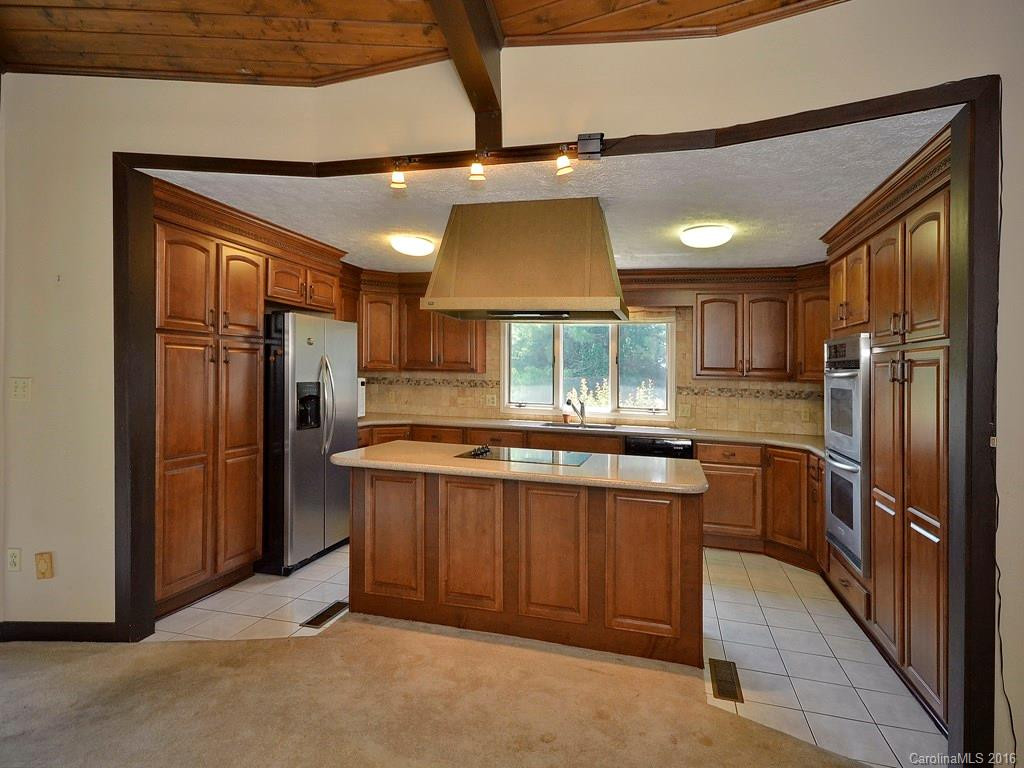 5 Nottingham Drive - Photo 3