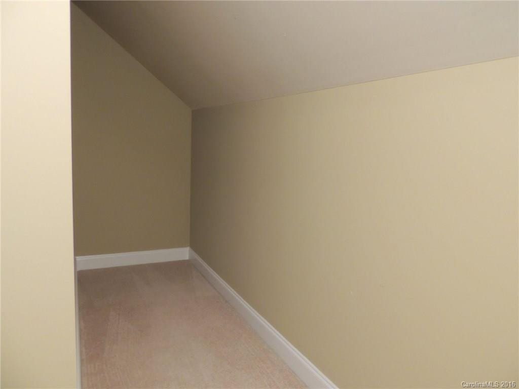 1343 Heathbrook Circle - Photo 17