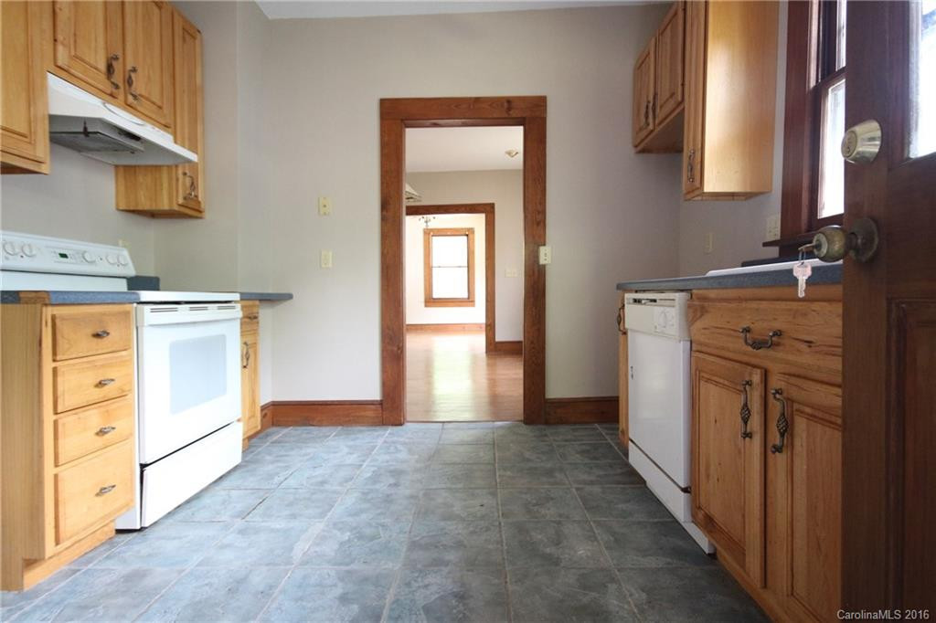 244 French Broad Street - Photo 13