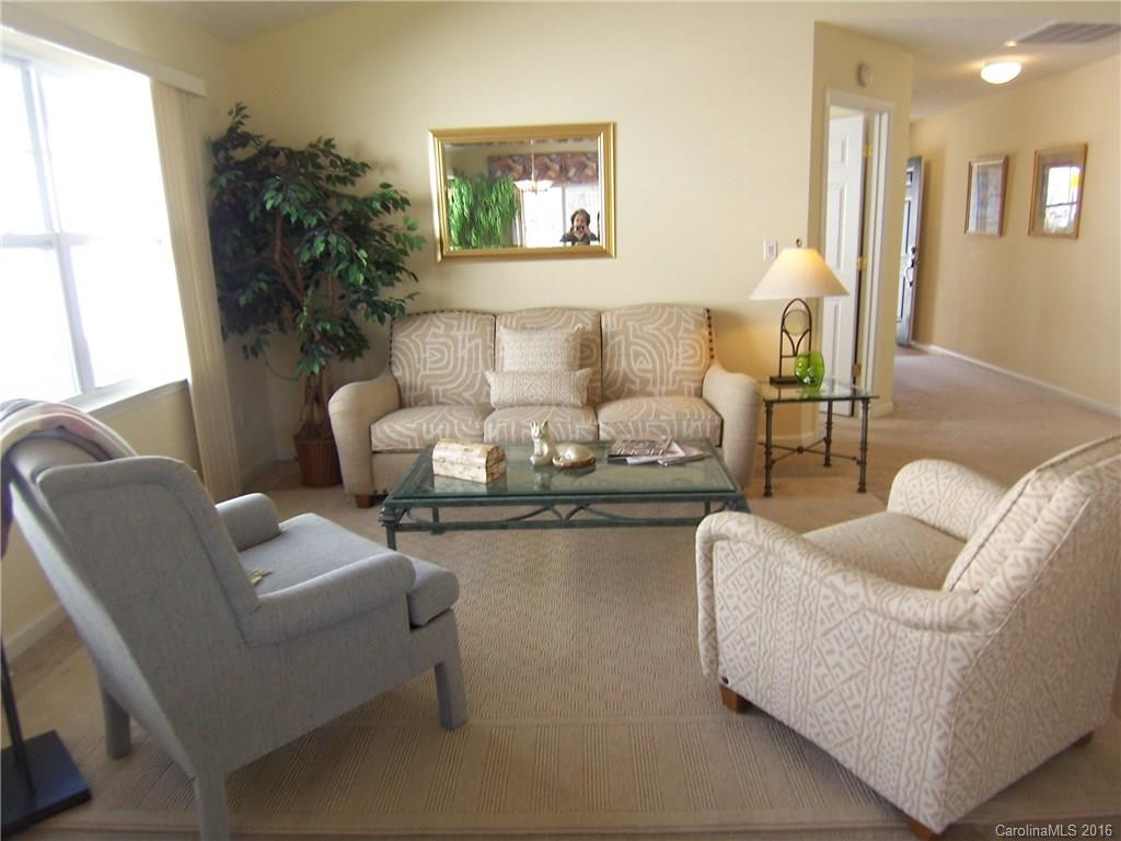 82 Clear Creekside Drive #16 - Photo 4