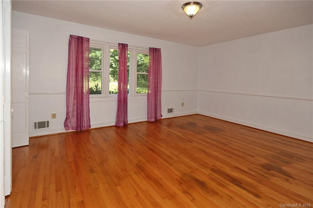 121 Oak Park Drive - Photo 16