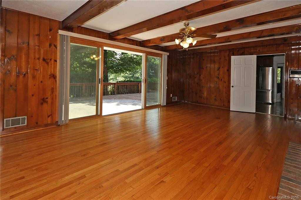 121 Oak Park Drive - Photo 10