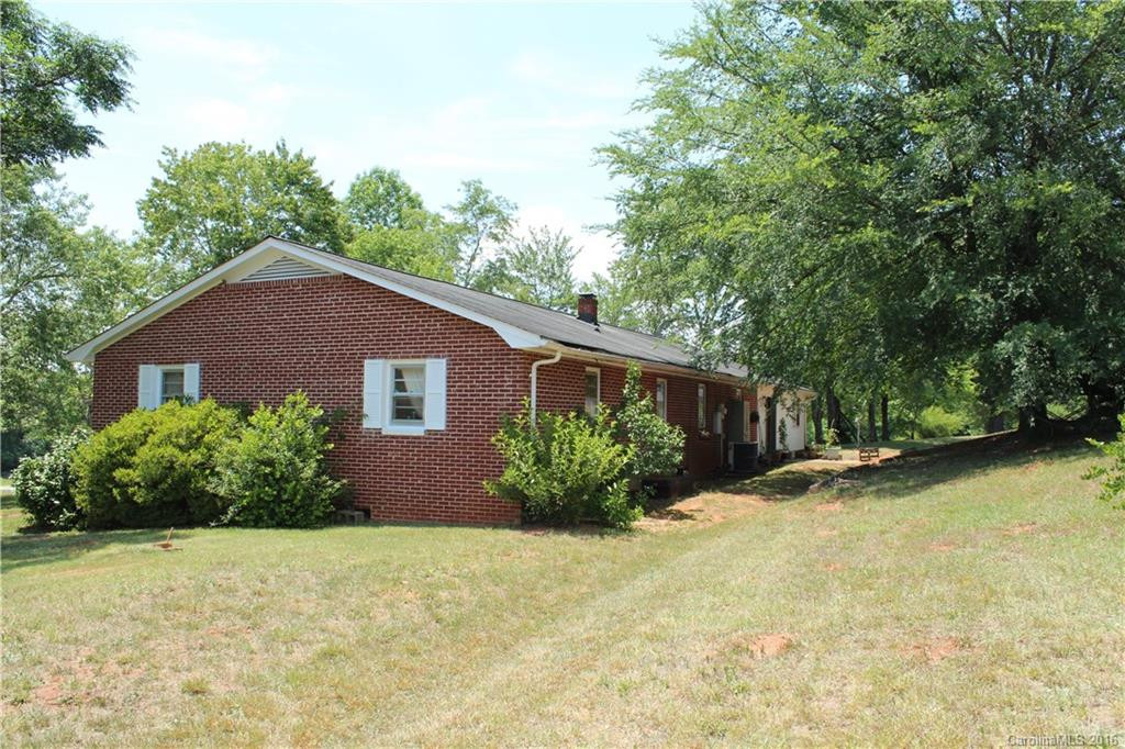 1070 Piedmont Road - Photo 3