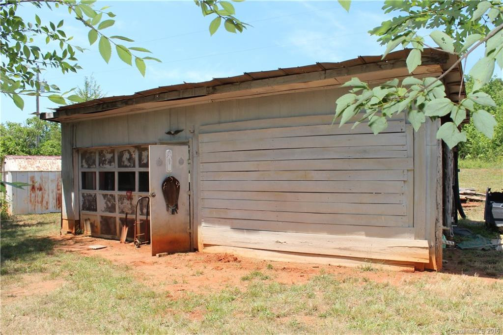 1070 Piedmont Road - Photo 4