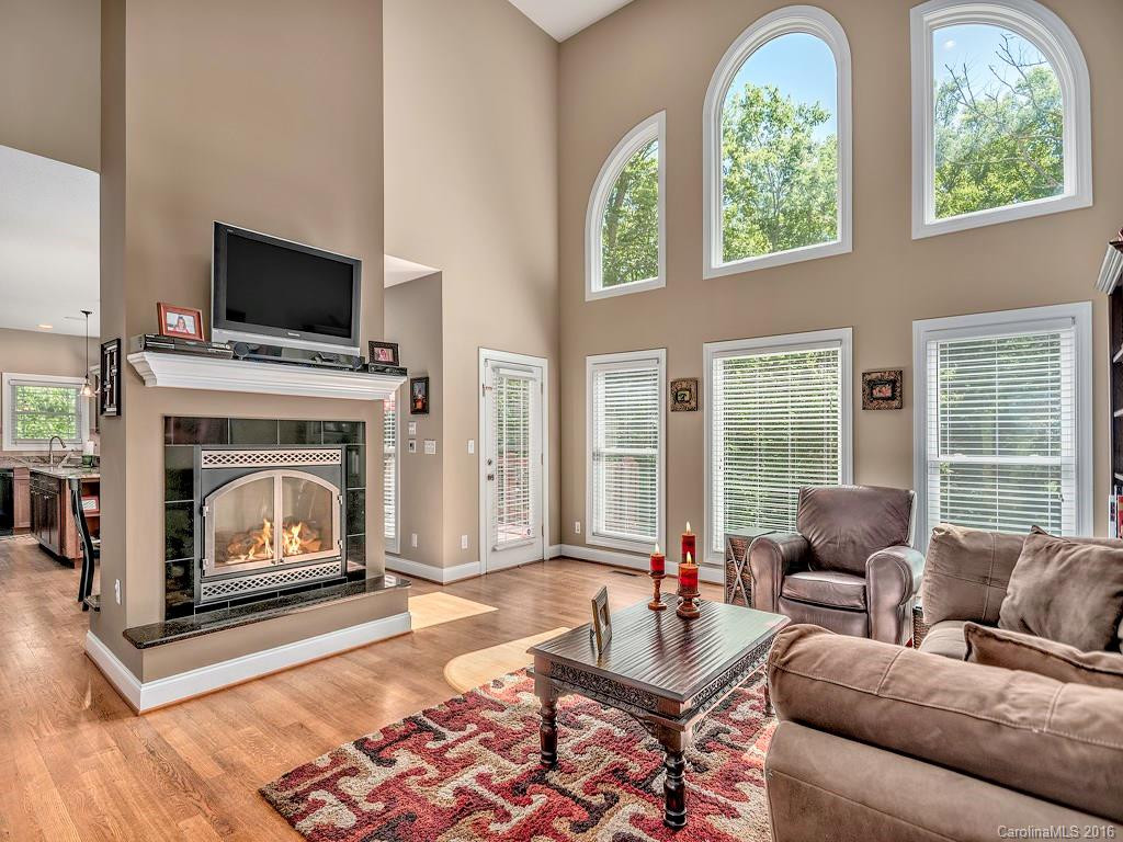 329 Scarlet Tanager Court - Photo 4