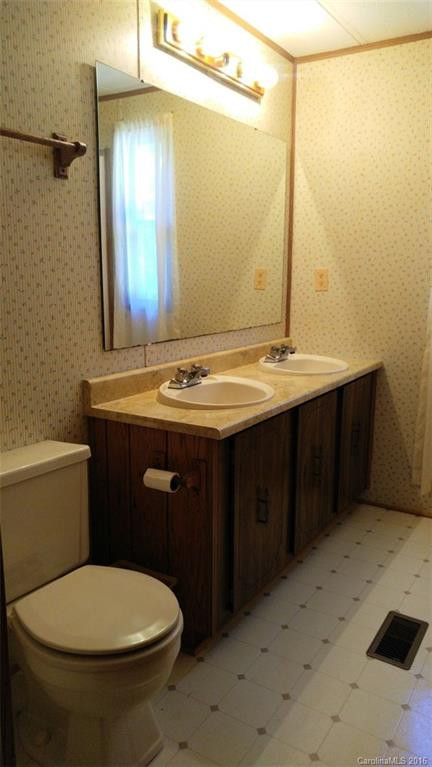 8545 Parker Avenue - Photo 11