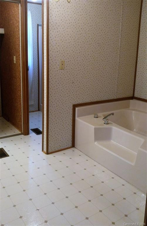 8545 Parker Avenue - Photo 7