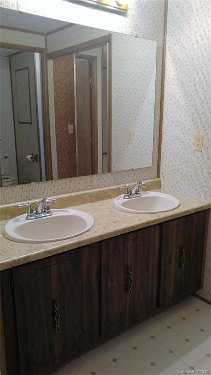 8545 Parker Avenue - Photo 8