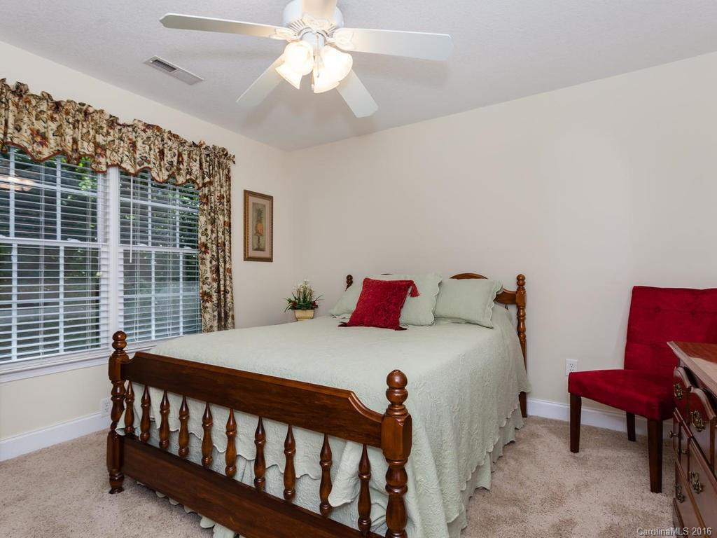 38 Whites Lake Boulevard - Photo 15