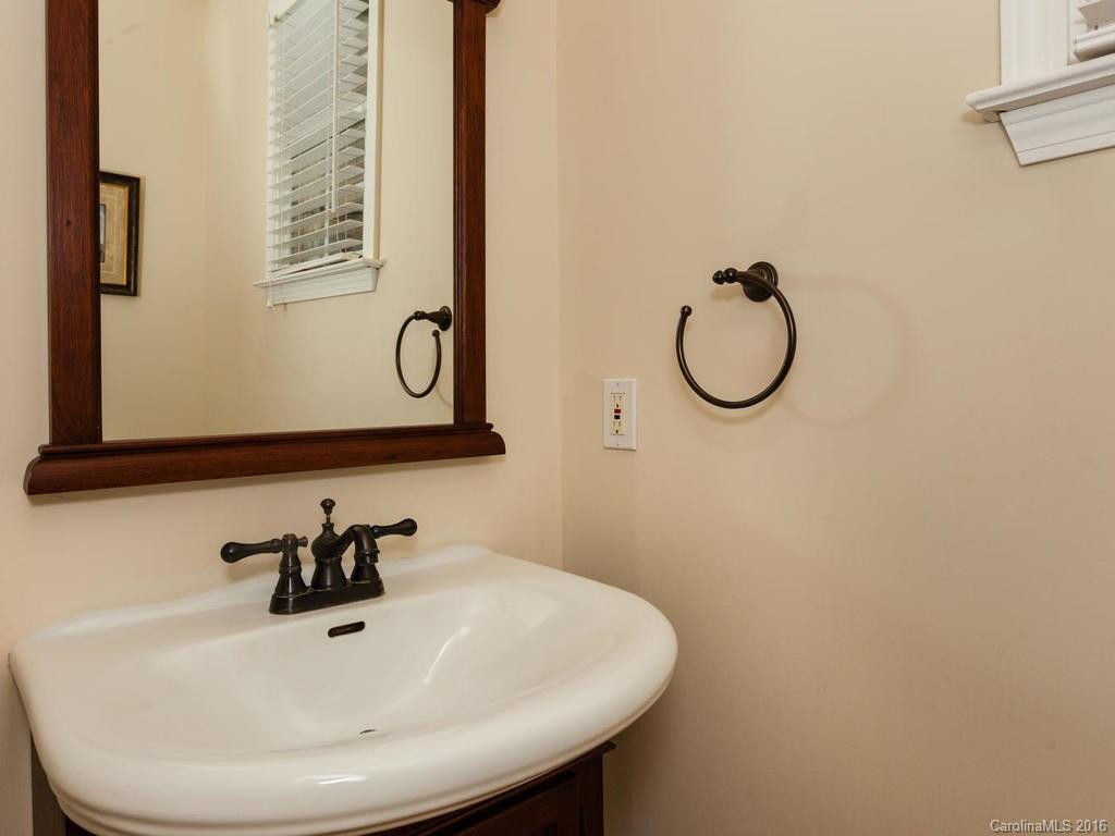 38 Whites Lake Boulevard - Photo 19