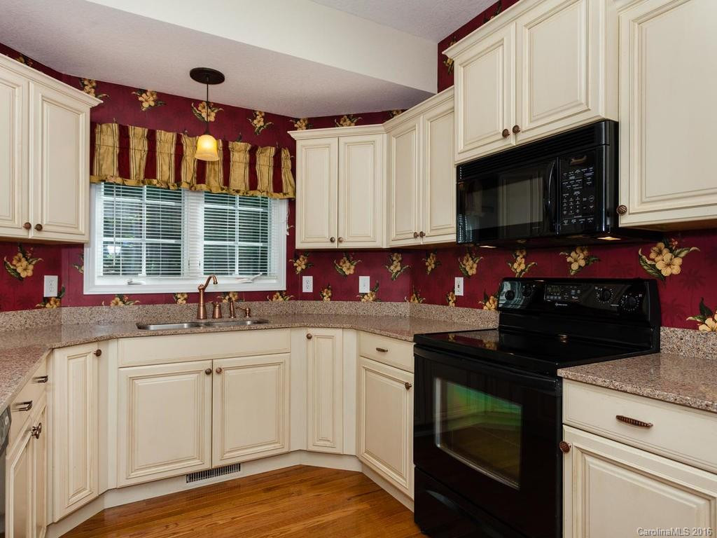 38 Whites Lake Boulevard - Photo 8