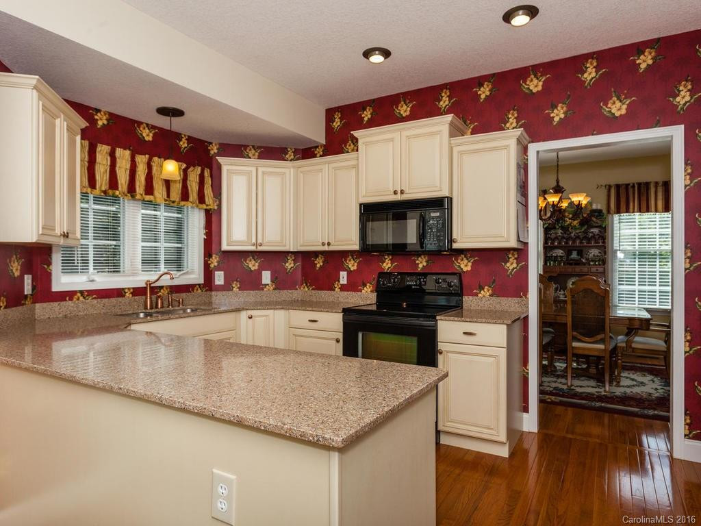 38 Whites Lake Boulevard - Photo 9