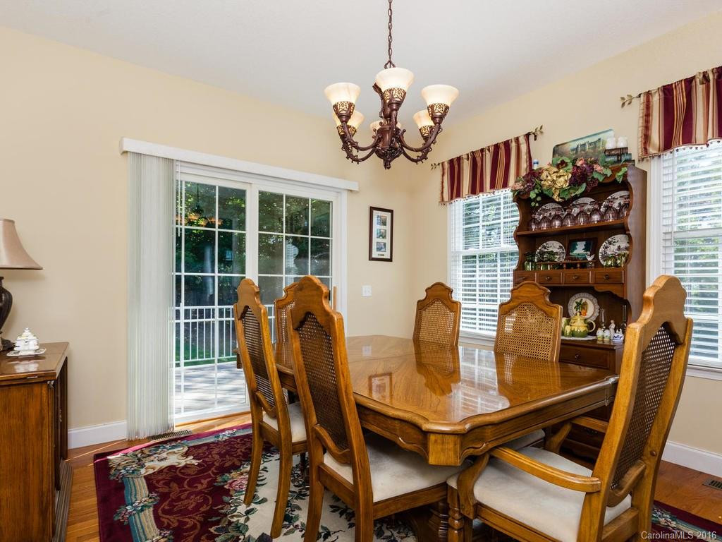 38 Whites Lake Boulevard - Photo 10