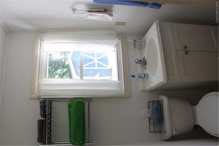 1106 Justice Street - Photo 18