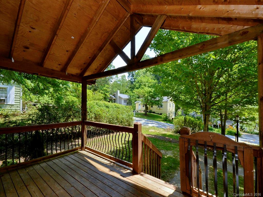 507 Rhododendron Avenue - Photo 2