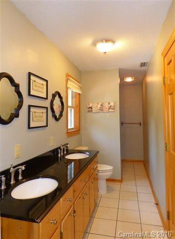 2686 Knob Mountain Drive - Photo 19