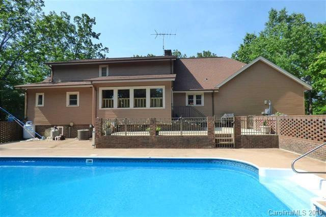 2686 Knob Mountain Drive - Photo 22