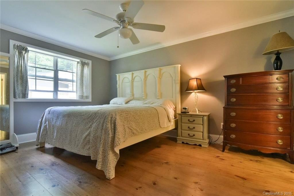 710 Azalea Avenue - Photo 8
