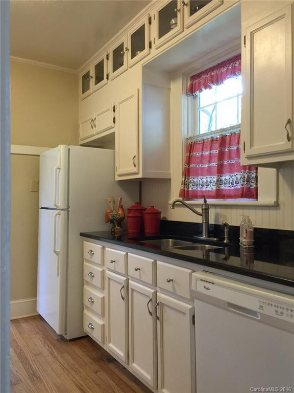 30 Woodvale Avenue - Photo 11
