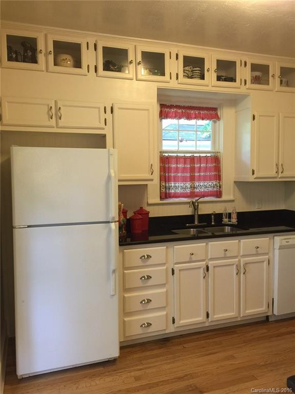 30 Woodvale Avenue - Photo 9