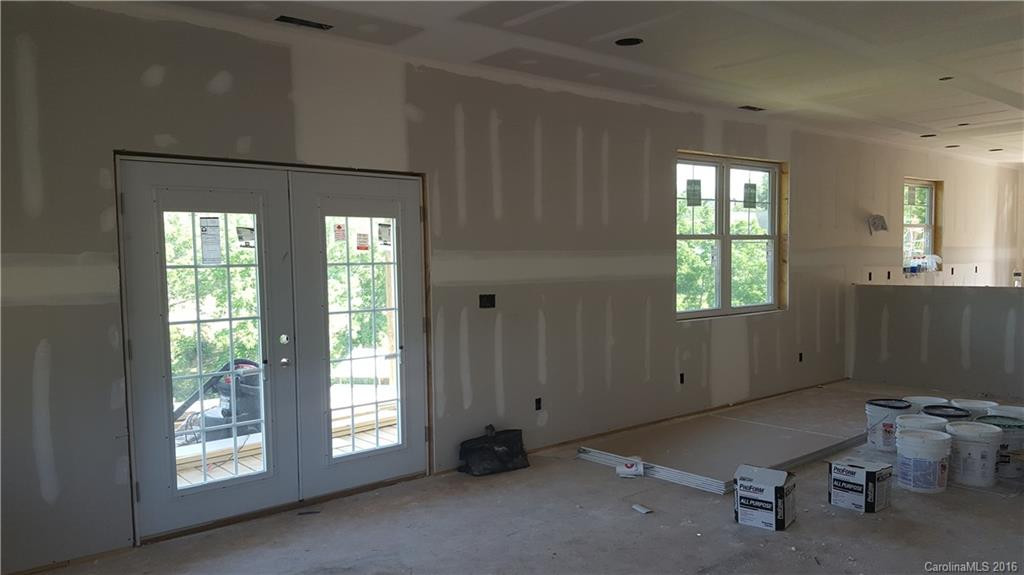 18 Castlewood Drive - Photo 8