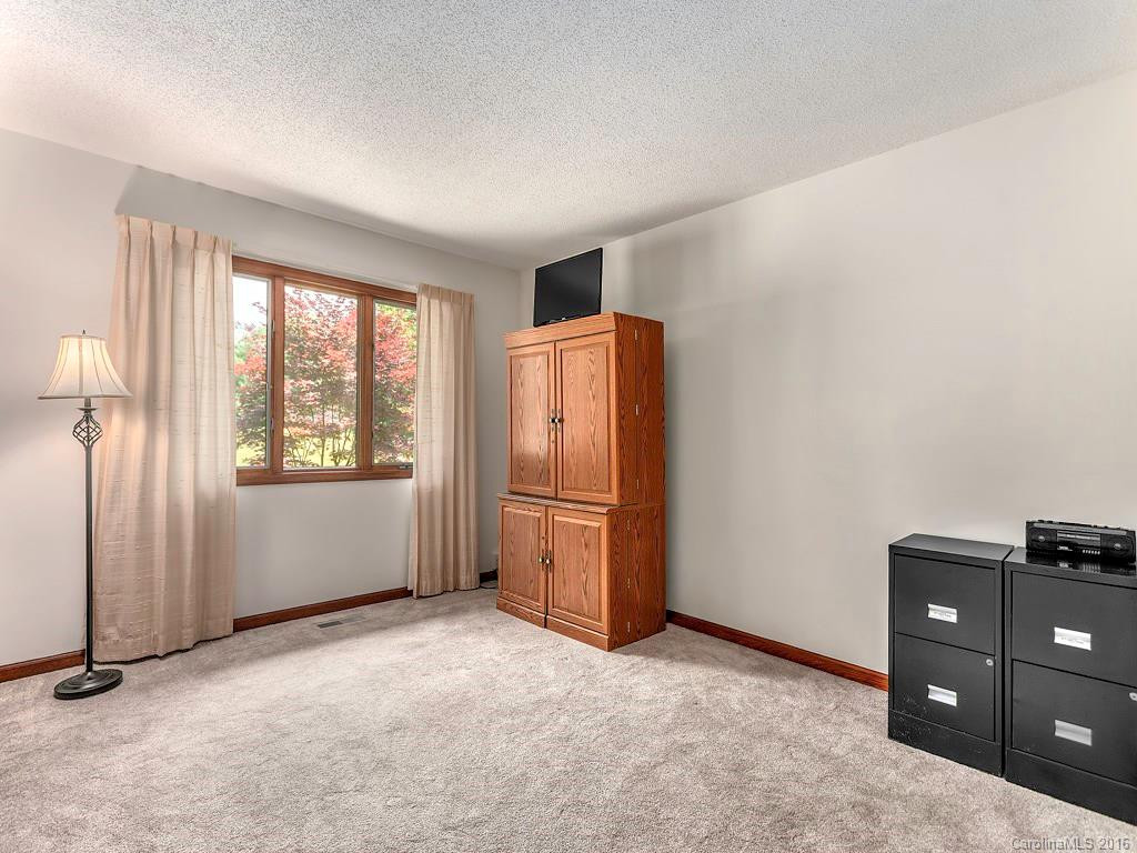 4 Post Oak Trail - Photo 12