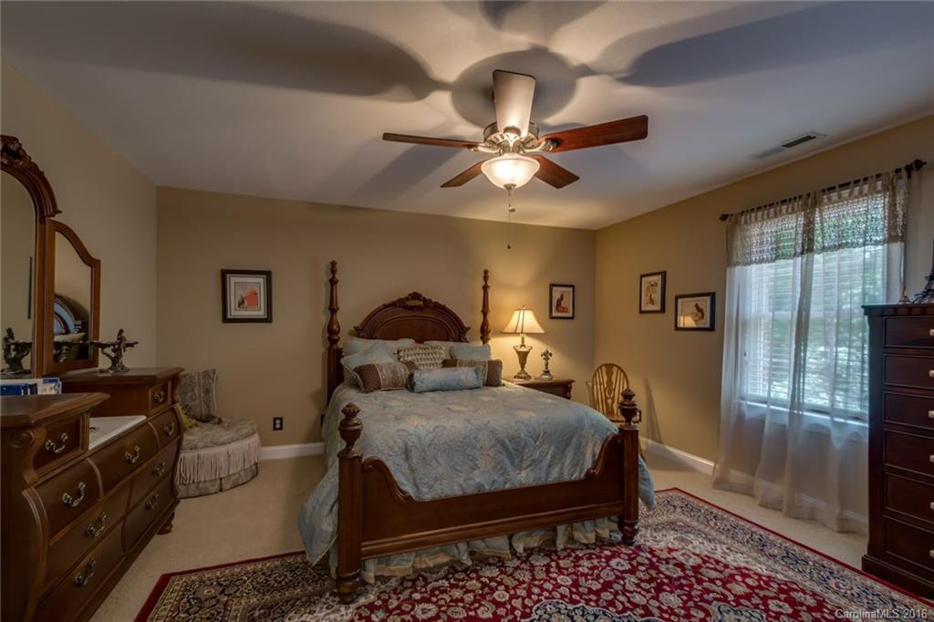 981 Pearidge Road - Photo 17
