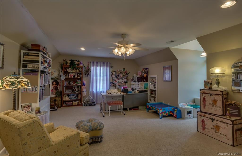 981 Pearidge Road - Photo 20