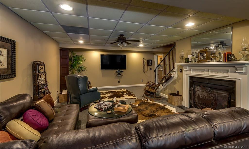 981 Pearidge Road - Photo 22