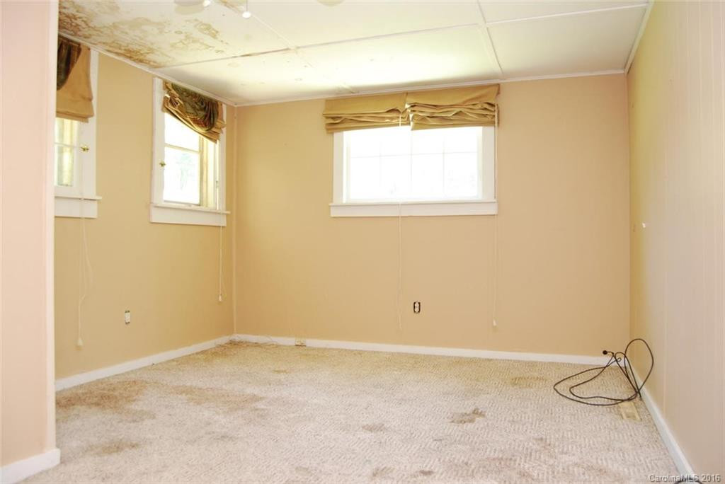 212 Rutledge Drive - Photo 7